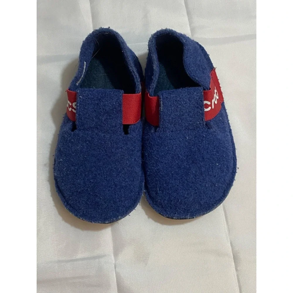 CROCS Classic Blue Felt Slippers Size UK 13C US 13 / 1